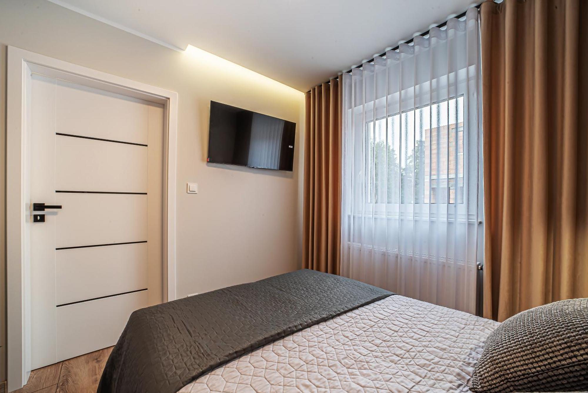 Apartament Labradoryt, Klimatyzacja, Parking Priv Boleslawiec  Esterno foto